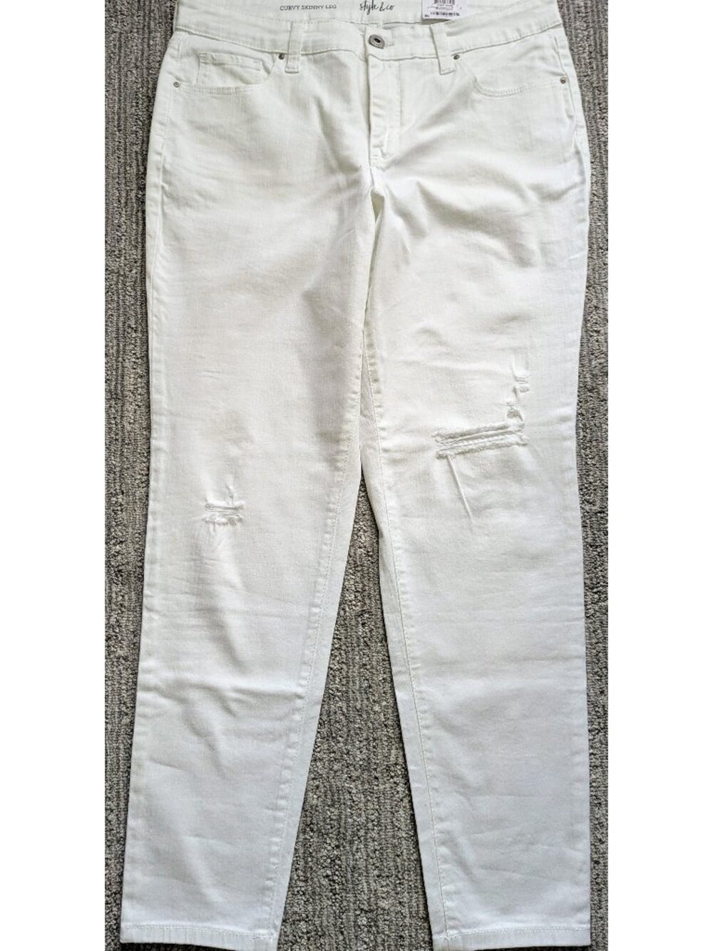 NWT Style & Co. White Curvy Skinny Distressed Jeans 12